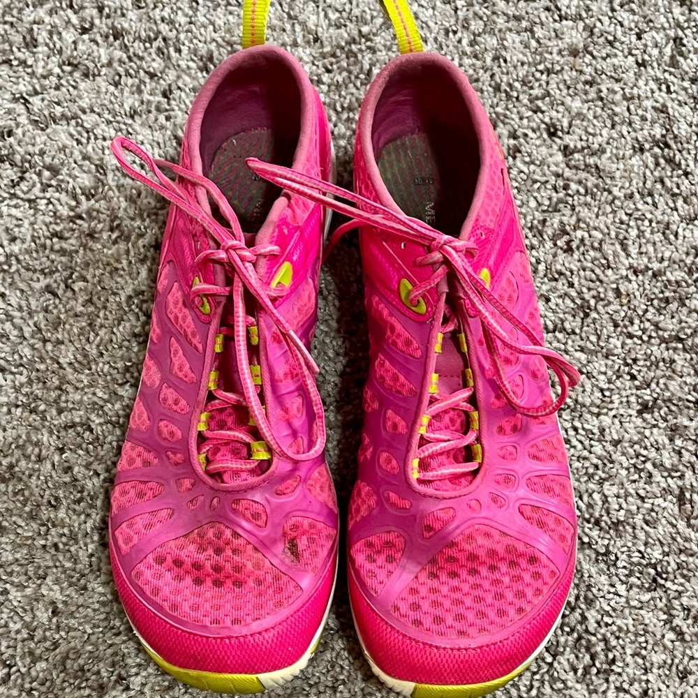 Merrell Women's Crush Glove Barefoot Running Shoes Ladies Shoes Size 10 Pink